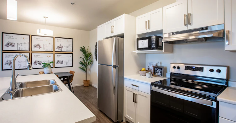 213-475-585 Ballantrae Drive, Winnipeg, MB, R3T 6J2 - 8
