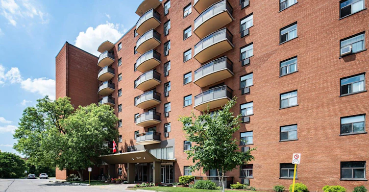 3063 Kingsway Drive, Kitchener, ON, N2C 1A9 - 9