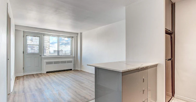 3445 Hutchison, Montréal, QC, H2X 2G2 - 51