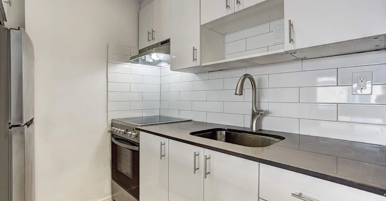 3445 Hutchison, Montréal, QC, H2X 2G2 - 20