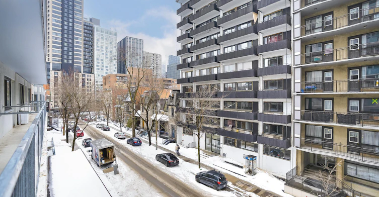 3445 Hutchison, Montréal, QC, H2X 2G2 - 93