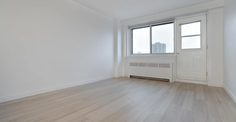 3445 Hutchison, Montréal, QC, H2X 2G2 - 36