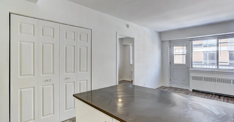3445 Hutchison, Montréal, QC, H2X 2G2