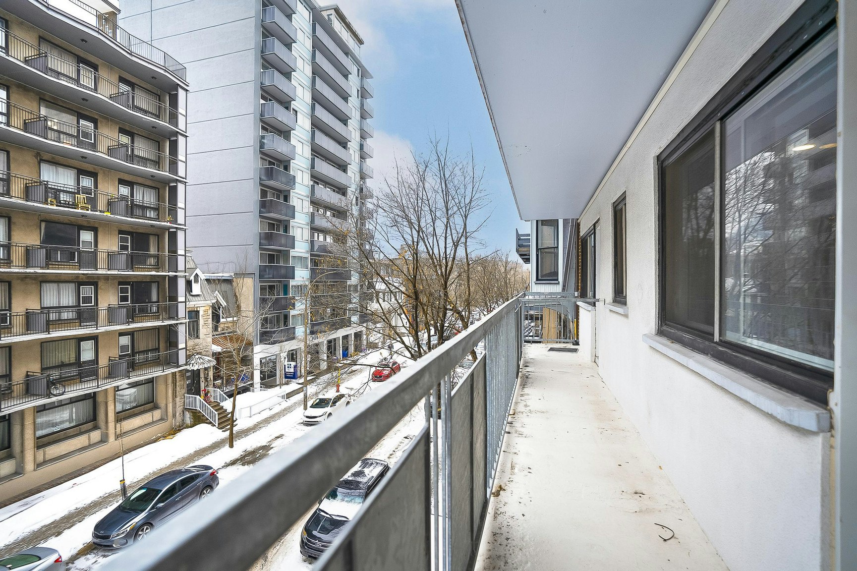 3445 Hutchison, Montréal, QC, H2X 2G2 - 92