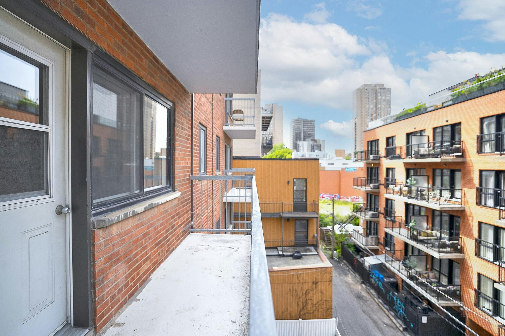 3445 Hutchison, Montréal, QC, H2X 2G2 - 76