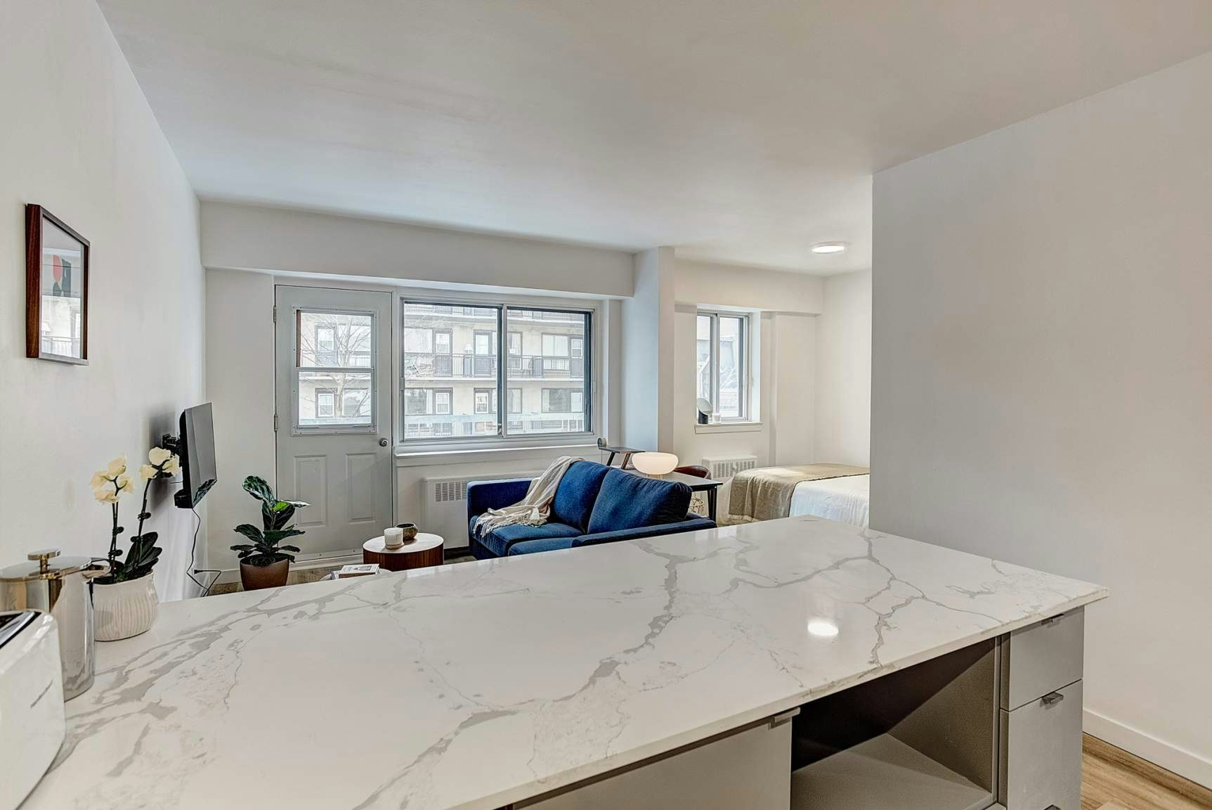 3445 Hutchison, Montréal, QC, H2X 2G2 - 4