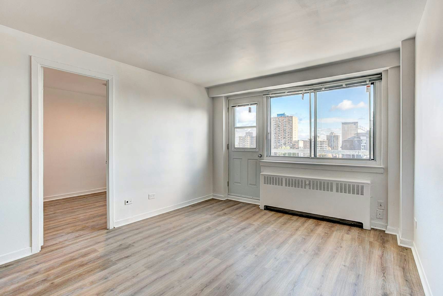 3445 Hutchison, Montréal, QC, H2X 2G2 - 47