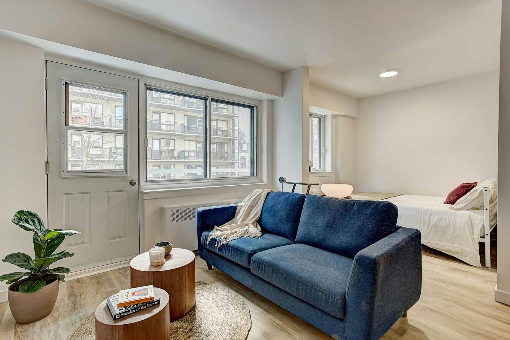 3445 Hutchison, Montréal, QC, H2X 2G2 - 5