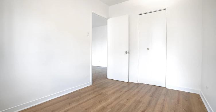 3445 Hutchison, Montréal, QC, H2X 2G2 - 66