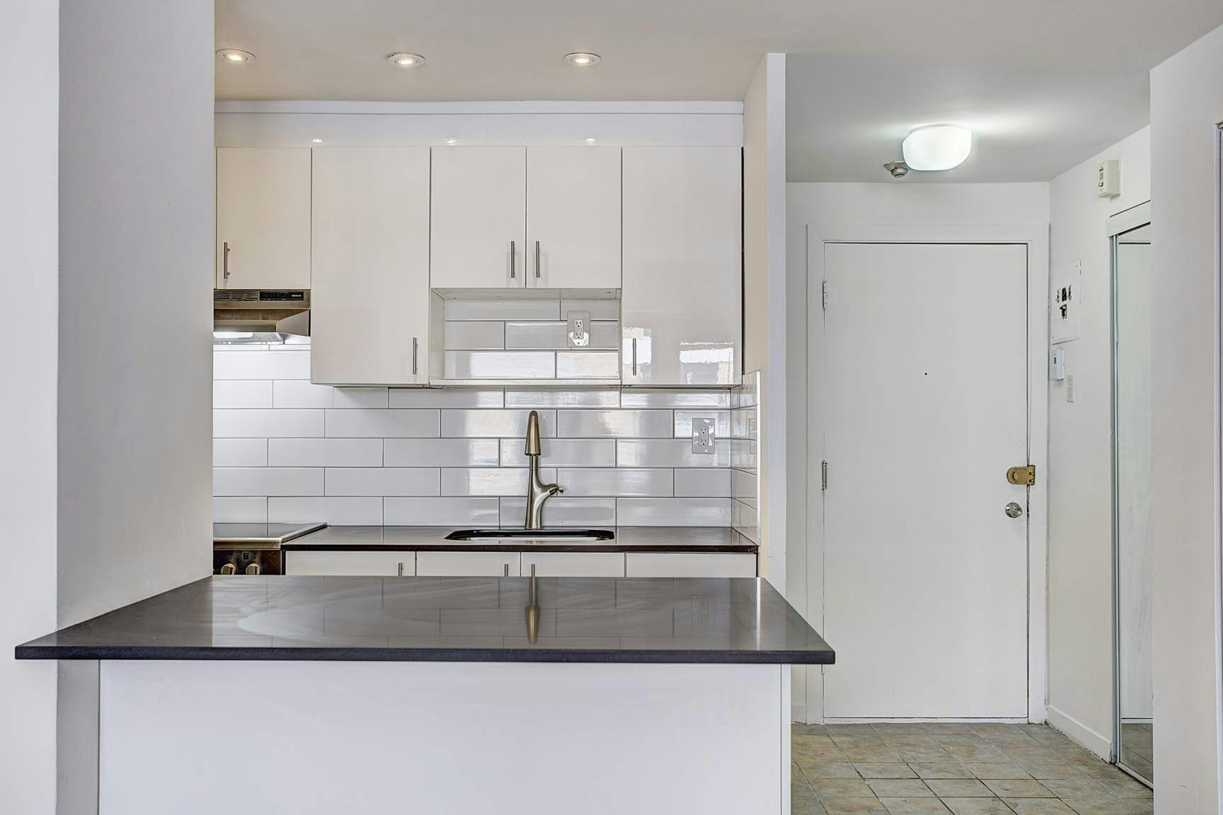 3445 Hutchison, Montréal, QC, H2X 2G2 - 22