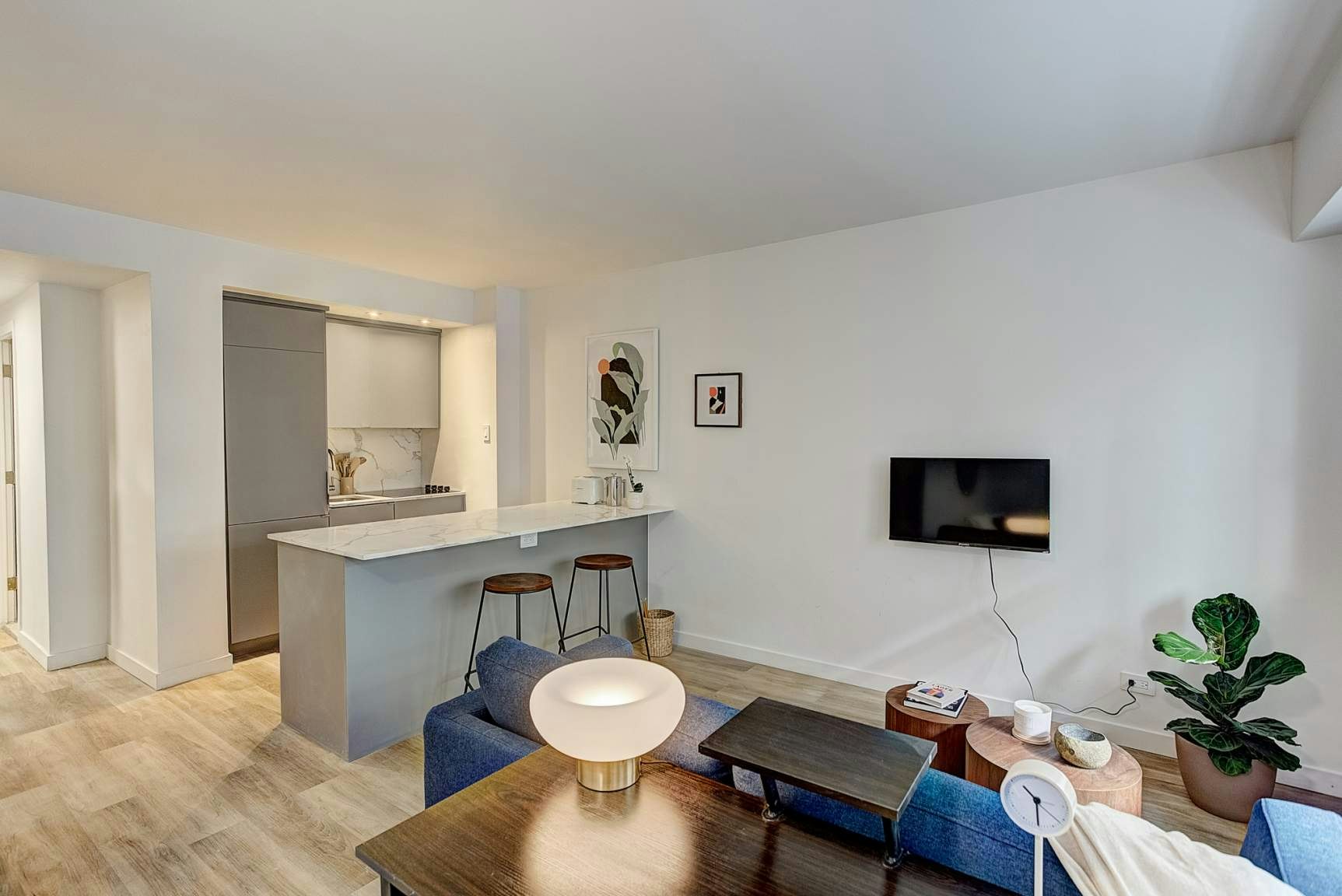 3445 Hutchison, Montréal, QC, H2X 2G2 - 13