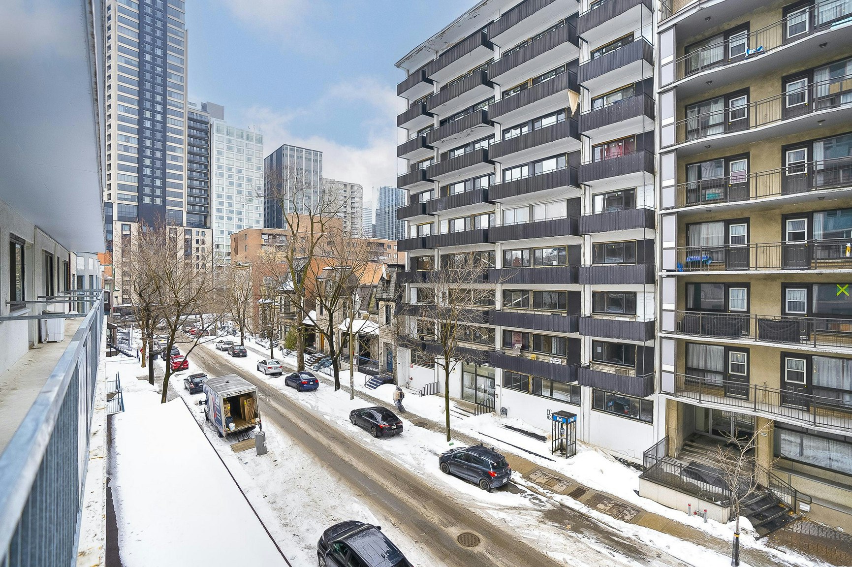 3445 Hutchison, Montréal, QC, H2X 2G2 - 93
