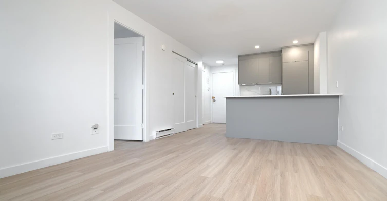 3445 Hutchison, Montréal, QC, H2X 2G2 - 28