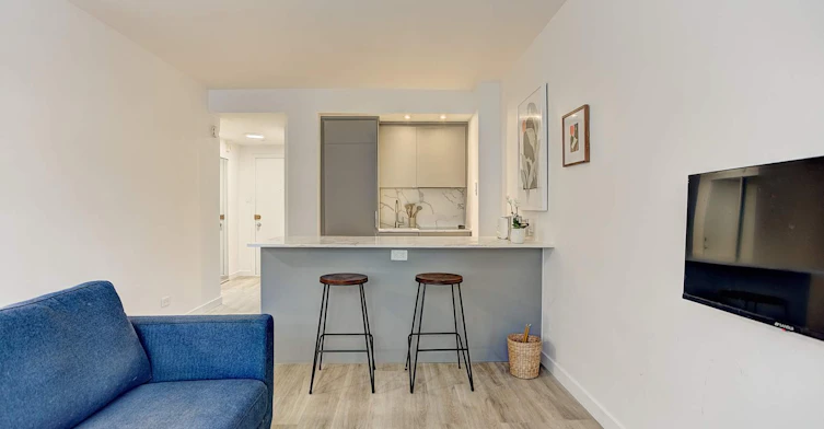 3445 Hutchison, Montréal, QC, H2X 2G2 - 7