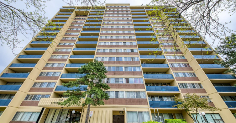 350 Lynnwood Drive, Oakville, ON, L6H 1M8 - 2