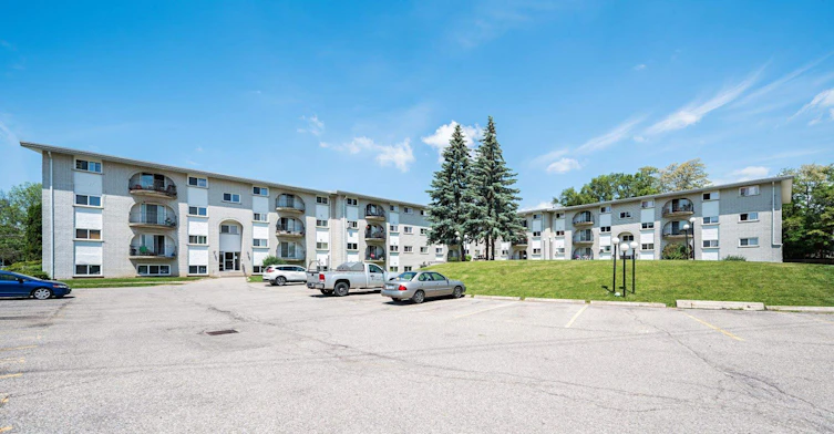 520 Parkside Drive, Waterloo, ON, N2L 5E3 - 11