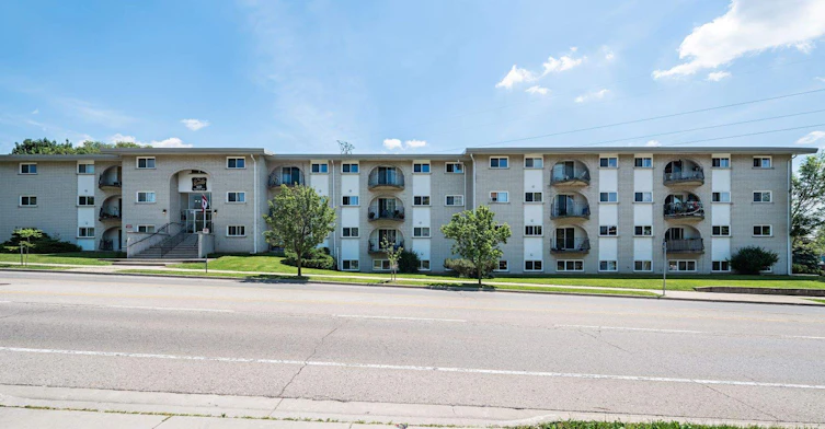 520 Parkside Drive, Waterloo, ON, N2L 5E3 - 10