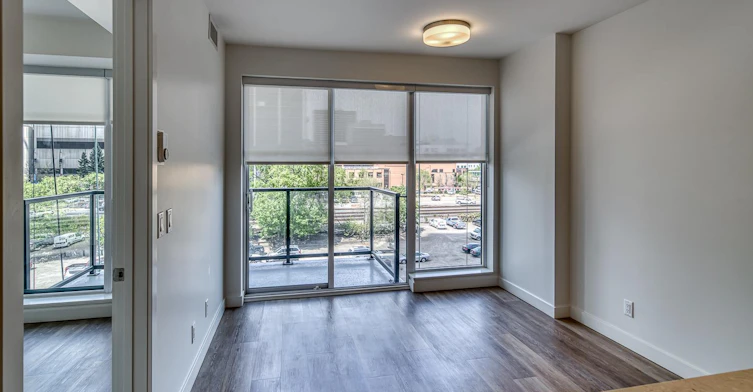 201 10 Avenue SE, Calgary, AB, T2G 2G5