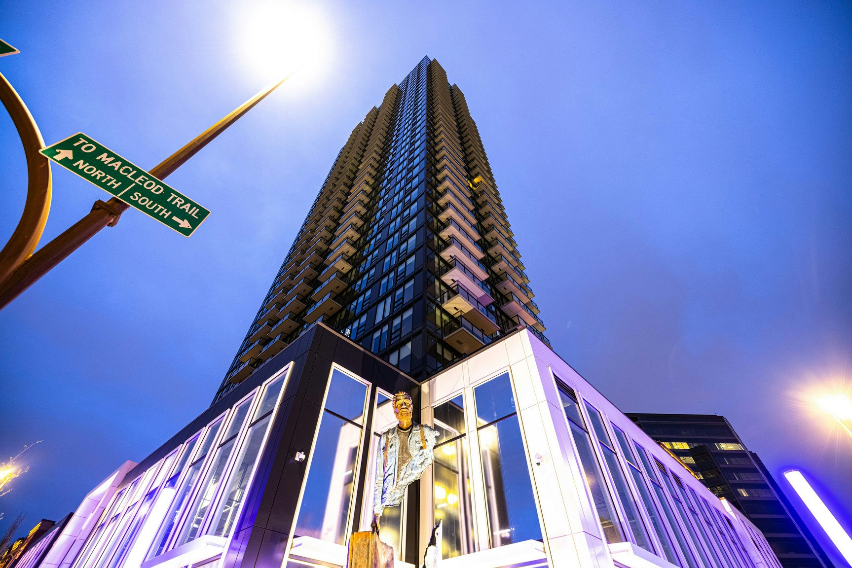 2507-201 10 Avenue SE, Calgary, AB, T2G 2G5 - 9