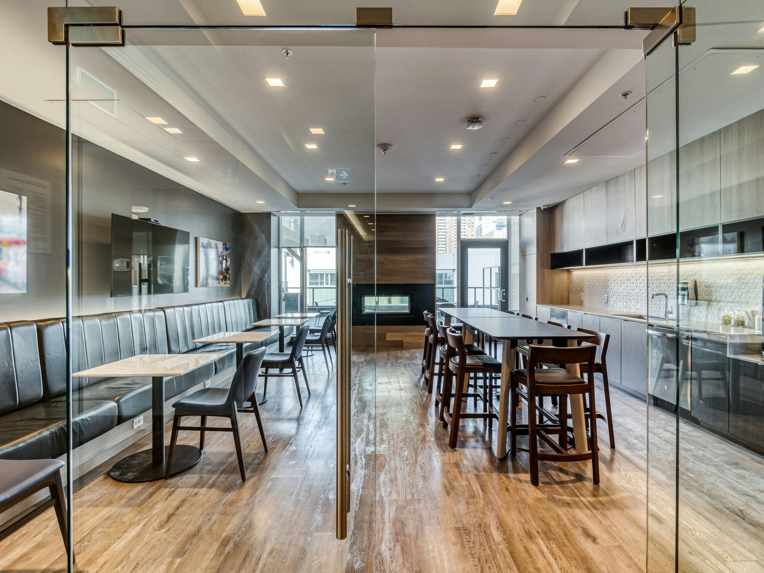 2507-201 10 Avenue SE, Calgary, AB, T2G 2G5 - 11