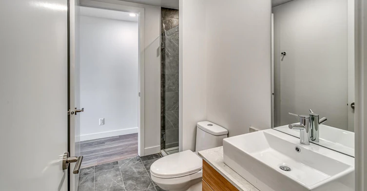 3207-201 10 Avenue SE, Calgary, AB, T2G 2G5 - 5