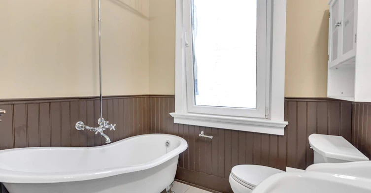 201-4120 Main Street, Vancouver, BC, V5V 3P7 - 5