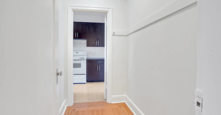 3-1530 W 13th, Vancouver, BC, V6J 2G4 - 11