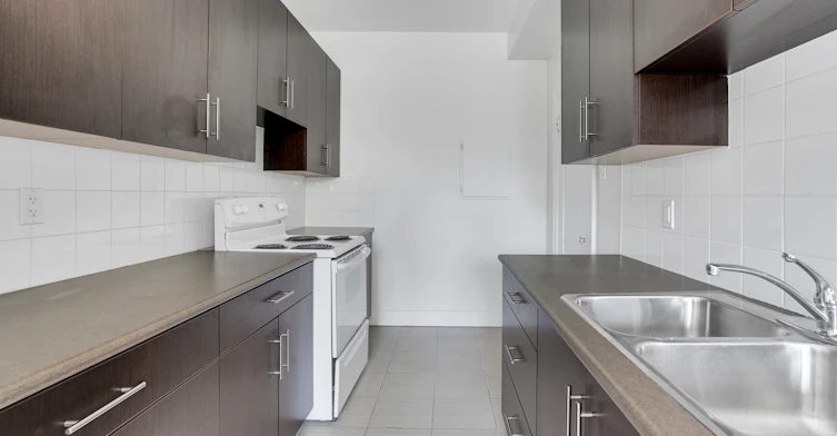 3-1530 W 13th, Vancouver, BC, V6J 2G4 - 13