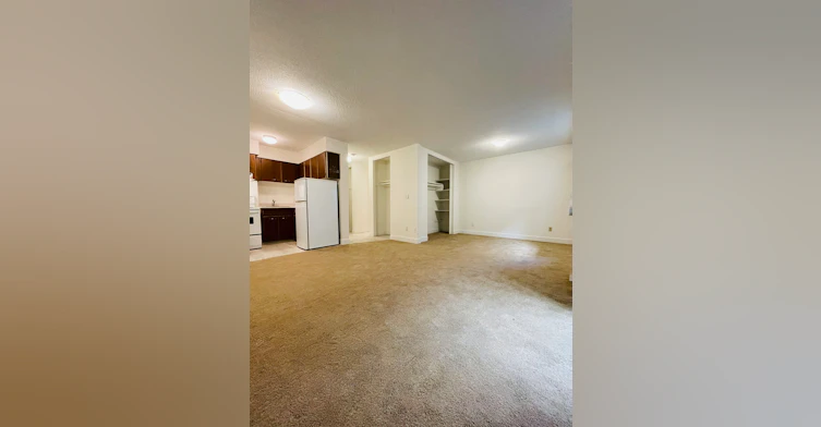 103-1910 W , Vancouver, BC, V6J 1R7