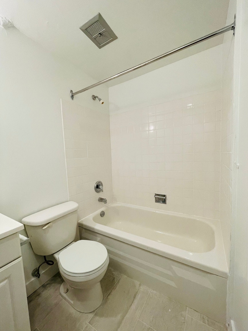 103-1910 W , Vancouver, BC, V6J 1R7 - 4