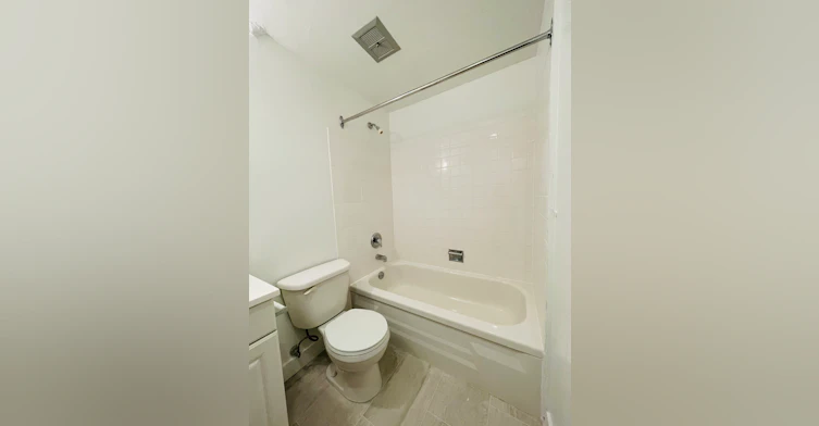 103-1910 W , Vancouver, BC, V6J 1R7 - 4
