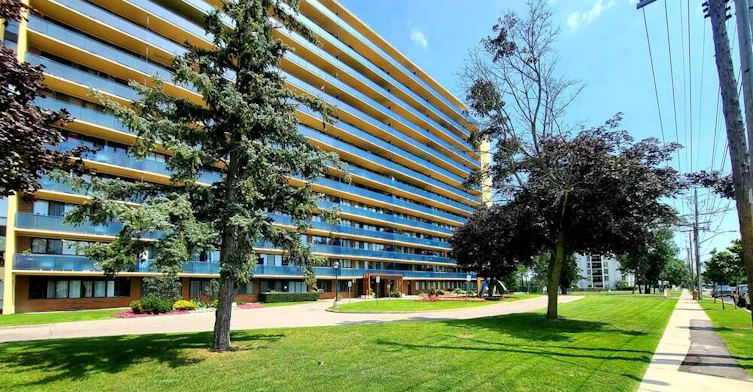 55 Livingston Road, Toronto, ON, M1E 1K9 - 2