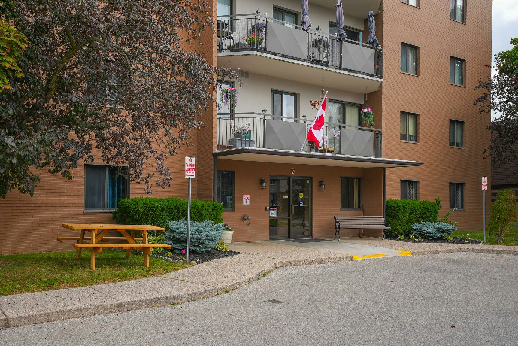 6 Lamers Court, Tillsonburg, ON, N6K 3T6 - 3