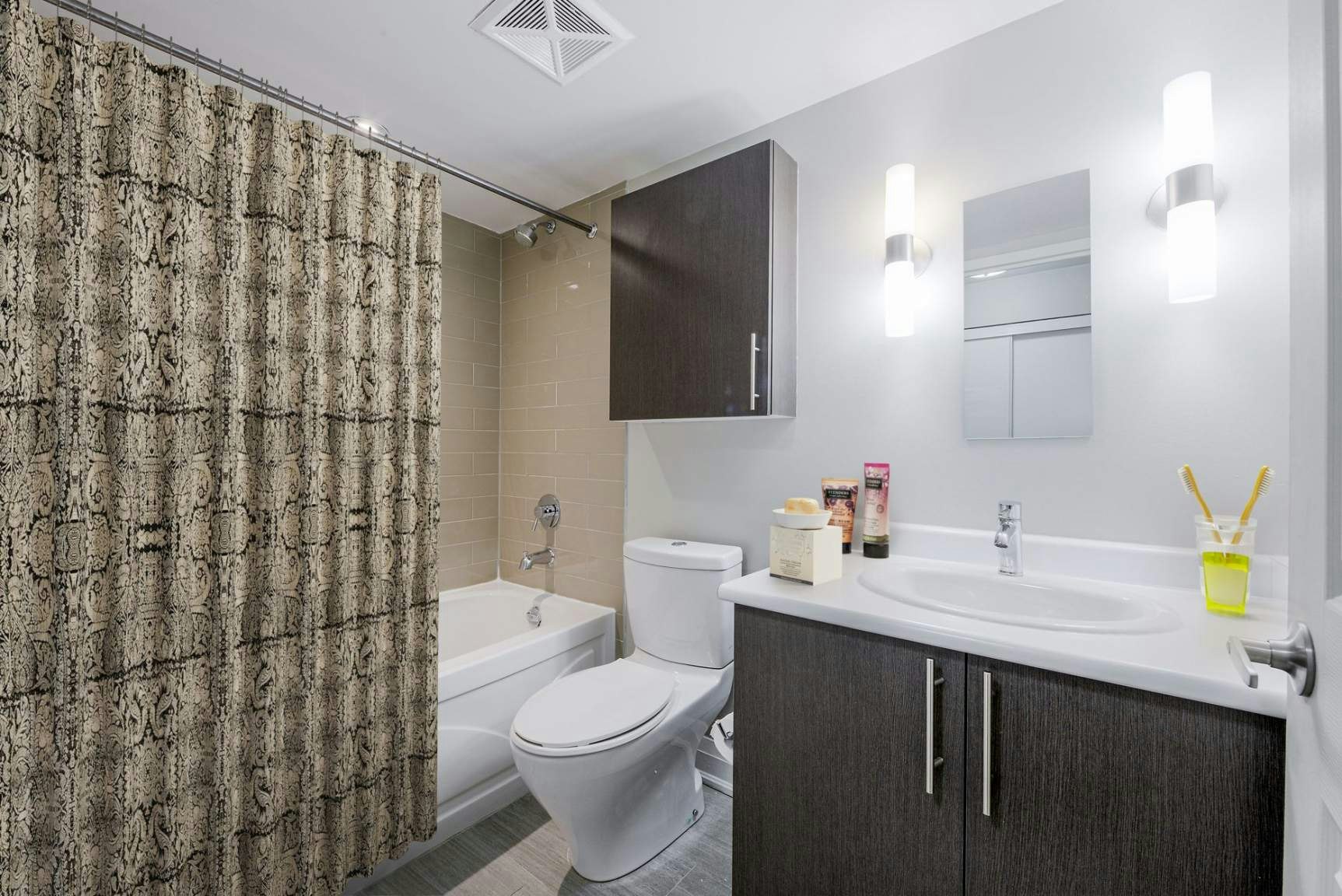66 Isabella Street, Toronto, ON, M4Y 1N3 - 5