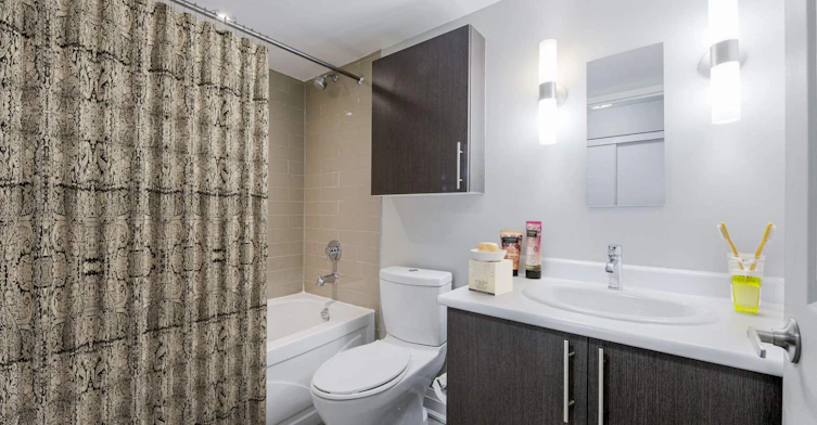 66 Isabella Street, Toronto, ON, M4Y 1N3 - 5