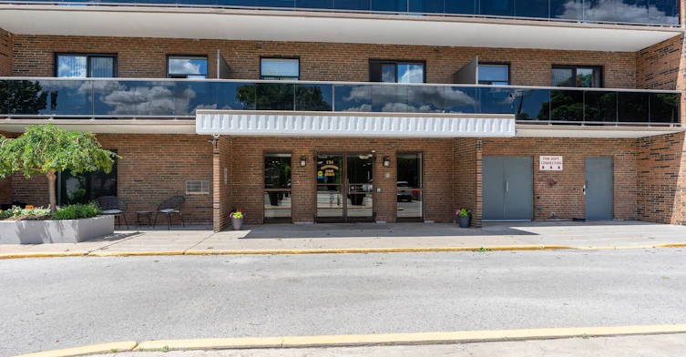 131 Maxwell Street, Sarnia, ON, N7T 5T2 - 2