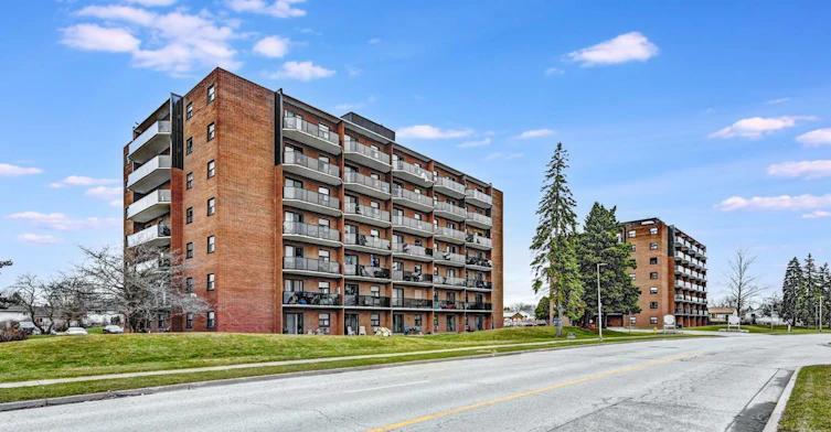 275 Finch Drive, Sarnia, ON, N7S 5A2 - 4
