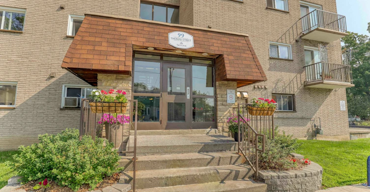 311-99 Thomas Street, Kingston, ON, K7K 2E2