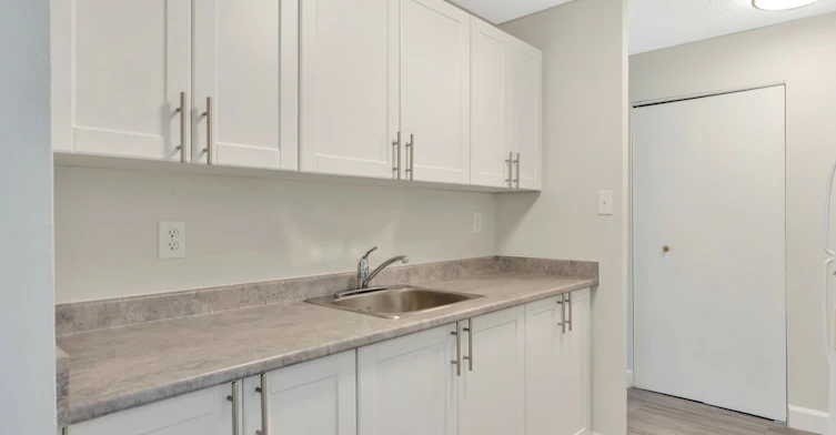 99 Thomas Street, Kingston, ON, K7K 2E2 - 7