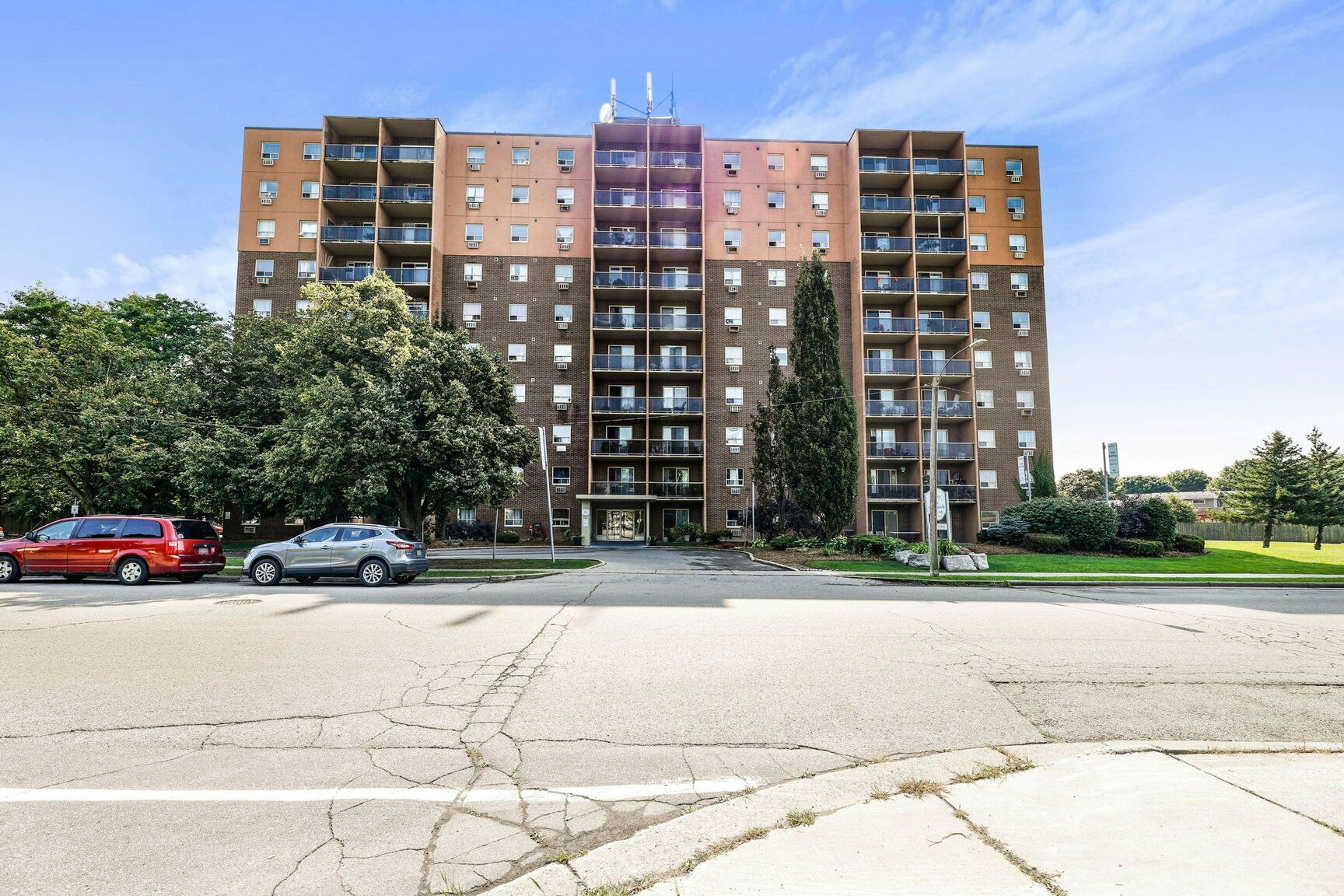 105-104 Confederation Drive, St. Thomas, ON, N5P 3P4