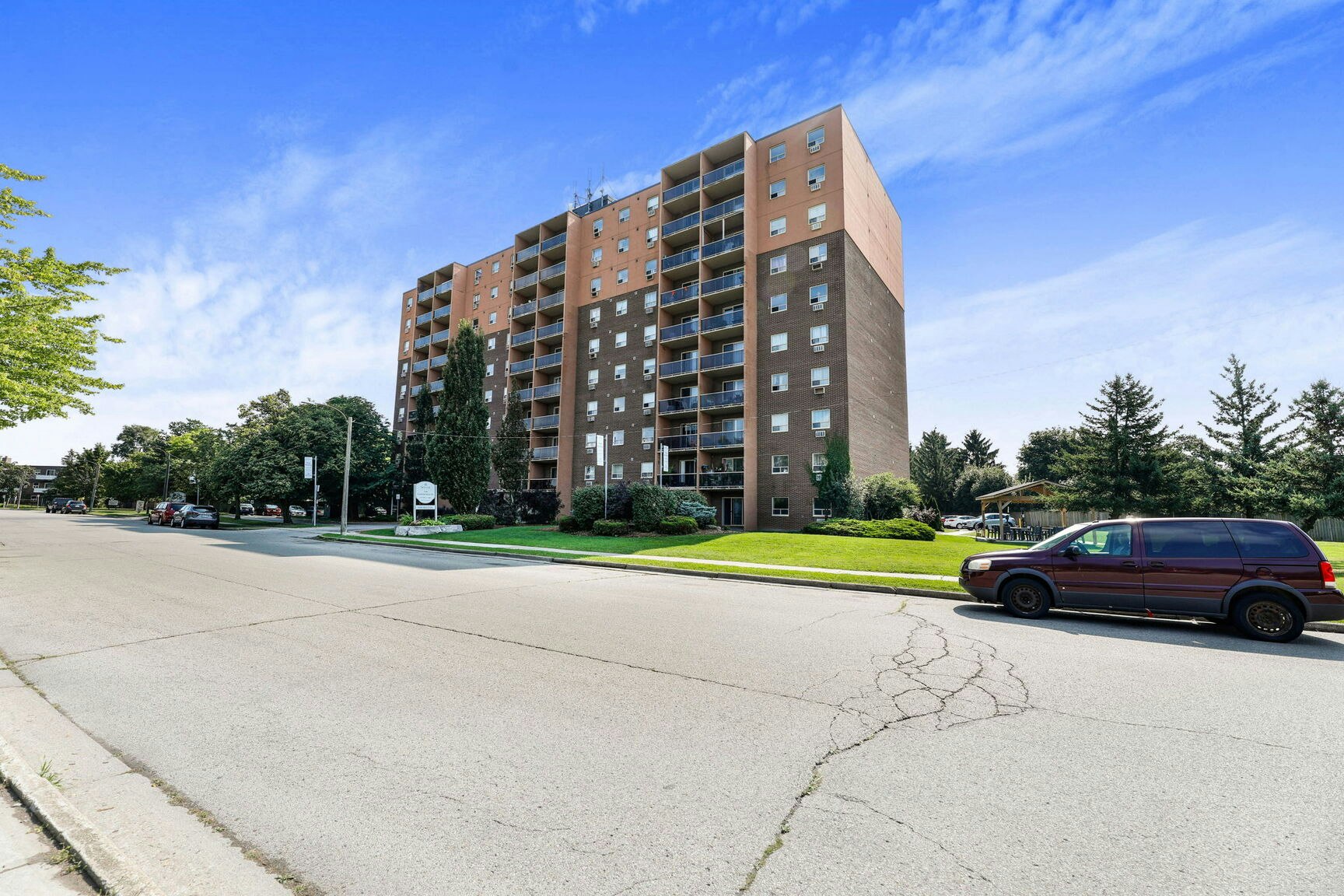 307-104 Confederation Drive, St. Thomas, ON, N5P 3P4 - 2