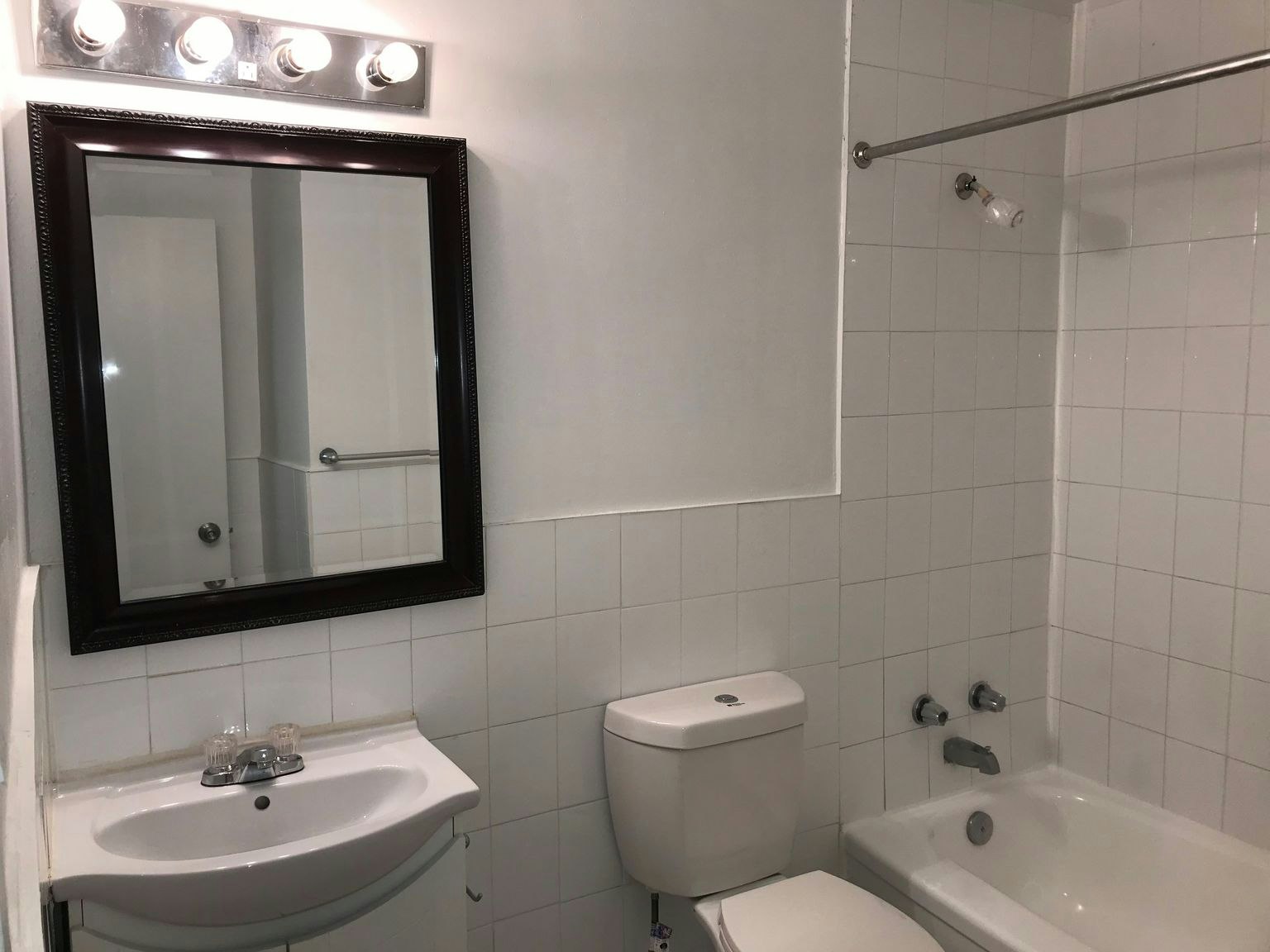 1042 Sheppard Avenue West, Toronto, ON, M3H 2T6 - 3