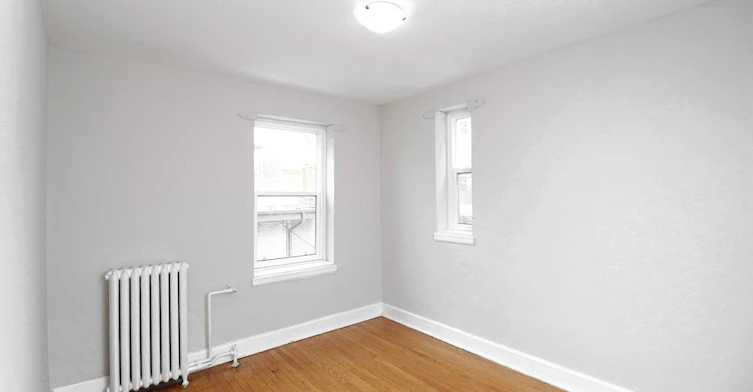 8 Mallory Gardens, Toronto, ON, M4V 2A8 - 11