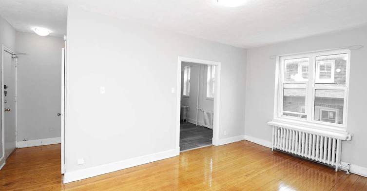 8 Mallory Gardens, Toronto, ON, M4V 2A8 - 9