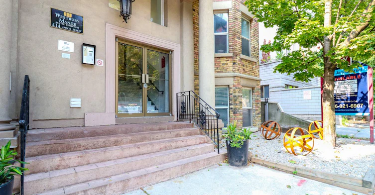 414 Jarvis Street, Toronto, ON, M4Y 3C2