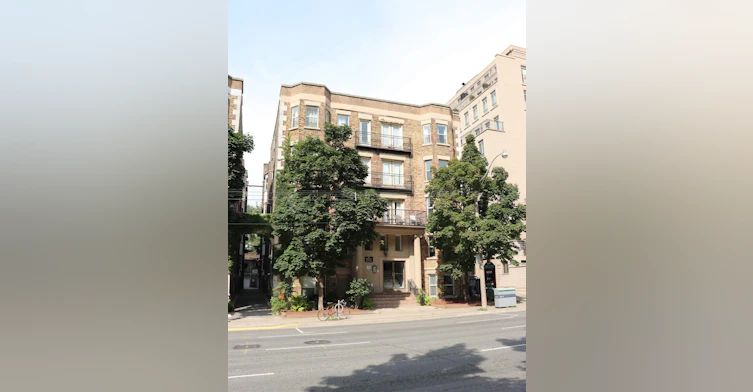 414 Jarvis Street, Toronto, ON, M4Y 3C2 - 12