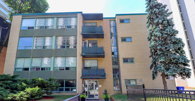 77 Erskine Avenue, Toronto, ON, M4P 1Y5 - 2