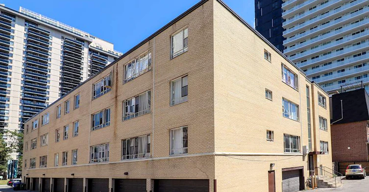 77 Erskine Avenue, Toronto, ON, M4P 1Y5 - 4