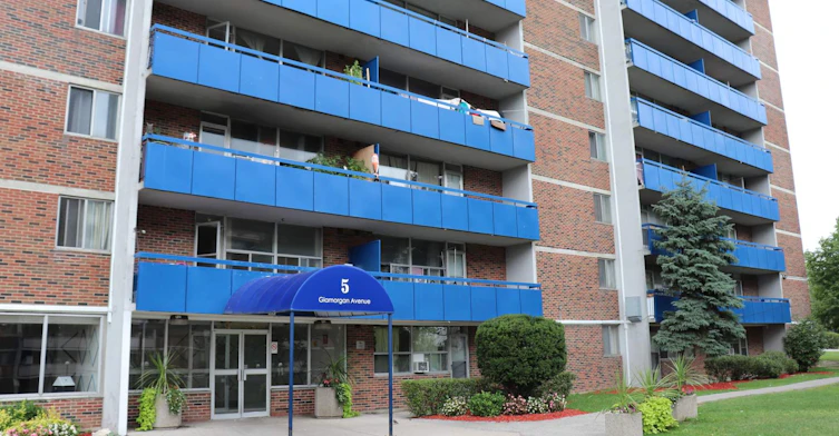 5 Glamorgan Avenue, Toronto, ON, M1P 2M8