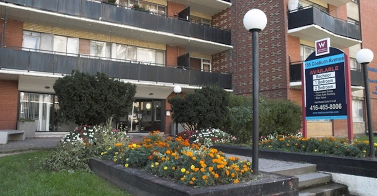 165 Cosburn Avenue, Toronto, ON, M4J 2L3